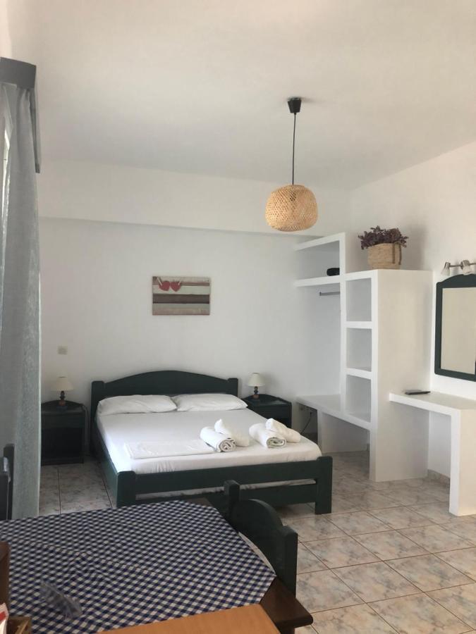 Meltemi Tinos Lejlighedshotel Agios Romanos Eksteriør billede